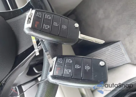 2016 Kia Sedona Lx from USA, damaged, VIN KNDMB5C16G6096527